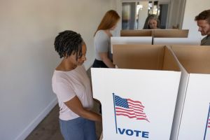 People Voting